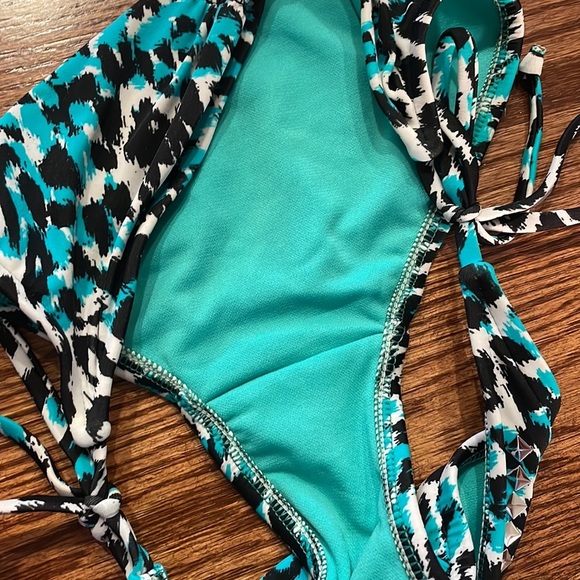 Animal print mirror studs sexy STRING bikini 2 piece swimsuit both pieces S - Picture 8 of 14